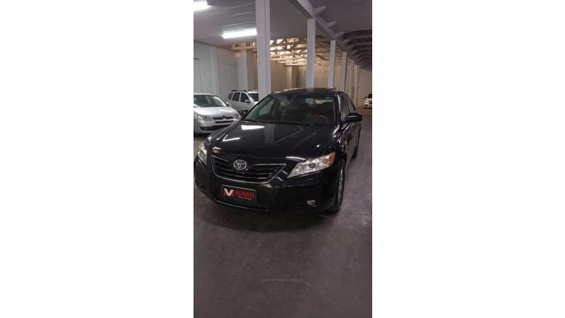 TOYOTA - CAMRY - 2008/2008 - Preta - R$ 50.000,00