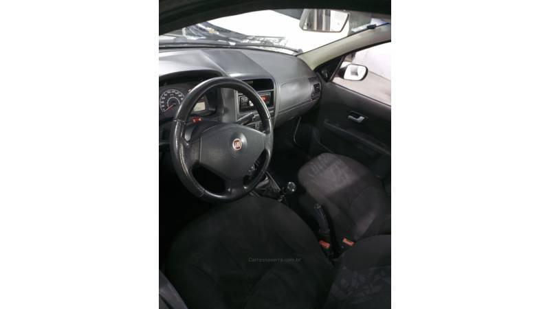 FIAT - SIENA - 2009/2010 - Bege - R$ 29.000,00