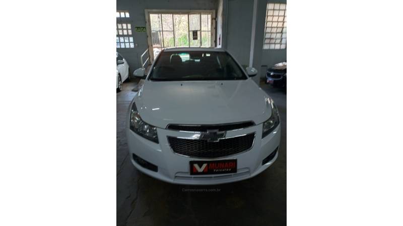 CHEVROLET - CRUZE - 2011/2012 - Branca - R$ 52.000,00