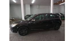 CHEVROLET - VECTRA - 2008/2009 - Preta - R$ 32.000,00