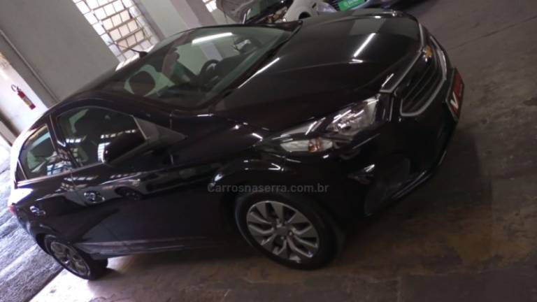 CHEVROLET - ONIX - 2019/2019 - Preta - R$ 66.000,00
