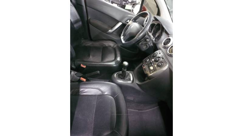CITROËN - C3 - 2012/2013 - Vermelha - R$ 36.000,00