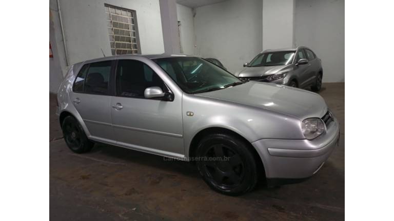 VOLKSWAGEN - GOLF - 2002/2002 - Cinza - R$ 27.000,00