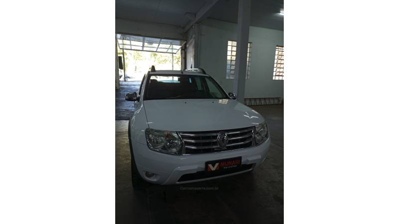 RENAULT - DUSTER - 2014/2015 - Branca - R$ 53.000,00