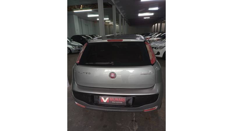 FIAT - PUNTO - 2013/2014 - Cinza - R$ 40.000,00