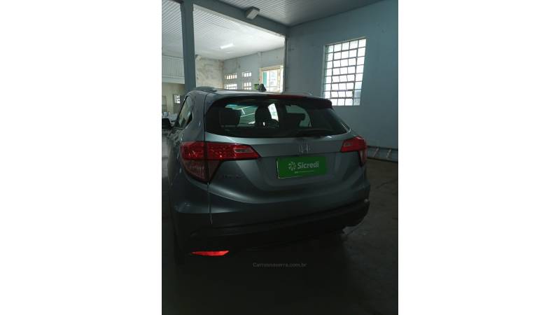 HONDA - HR-V - 2015/2016 - Cinza - R$ 83.000,00