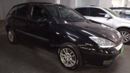 FORD - FOCUS - 2006/2007 - Preta - R$ 21.000,00