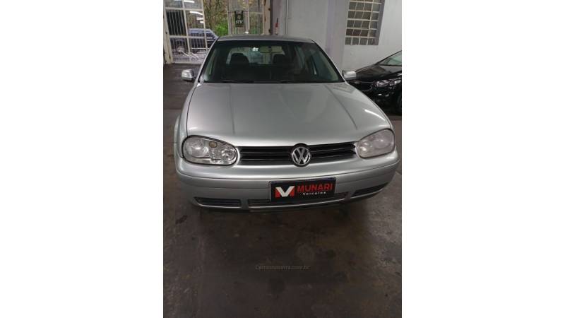 VOLKSWAGEN - GOLF - 2002/2002 - Cinza - R$ 27.000,00
