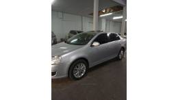 VOLKSWAGEN - JETTA - 2009/2010 - Prata - R$ 48.000,00