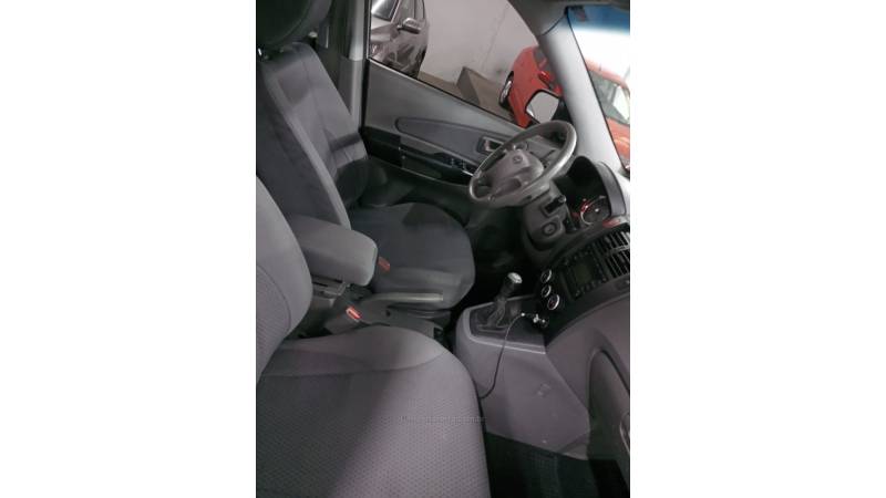 HYUNDAI - TUCSON - 2011/2012 - Prata - R$ 45.000,00