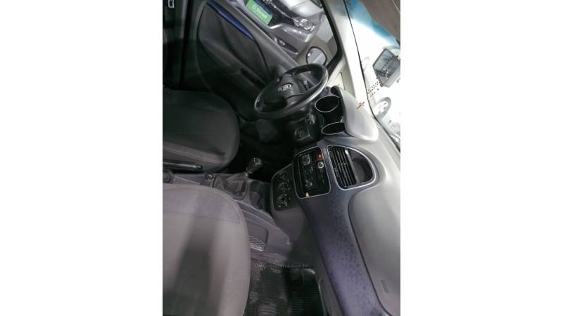 FIAT - PUNTO - 2013/2014 - Cinza - R$ 40.000,00