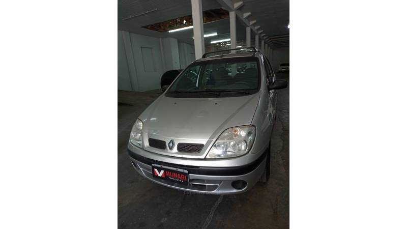 RENAULT - SCÉNIC - 2008/2009 - Prata - R$ 17.000,00