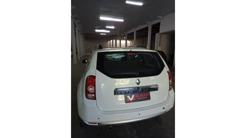 RENAULT - DUSTER - 2014/2015 - Branca - R$ 53.000,00