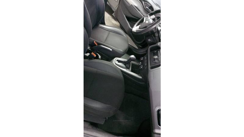 CHEVROLET - ONIX - 2019/2019 - Preta - R$ 66.000,00