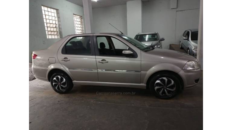 FIAT - SIENA - 2009/2010 - Bege - R$ 29.000,00